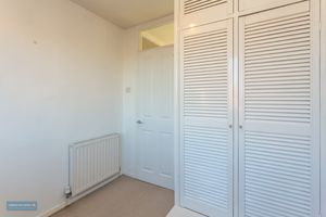 Bedroom- click for photo gallery